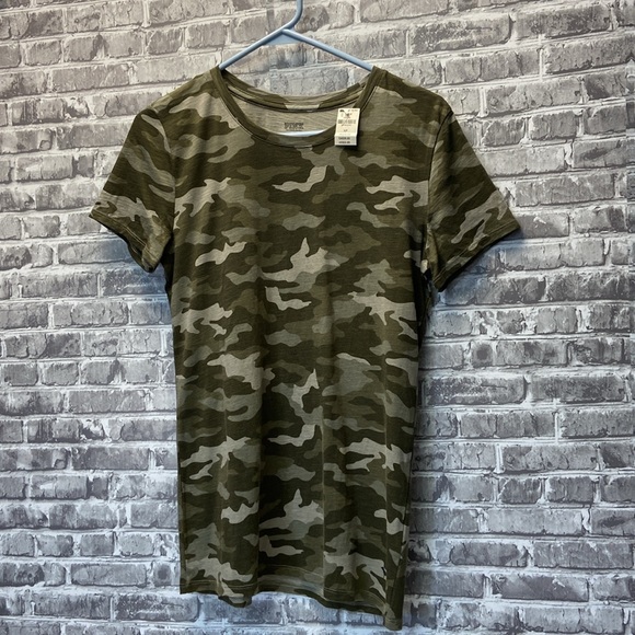 NWT PINK camouflage T-shirt - Picture 2 of 7